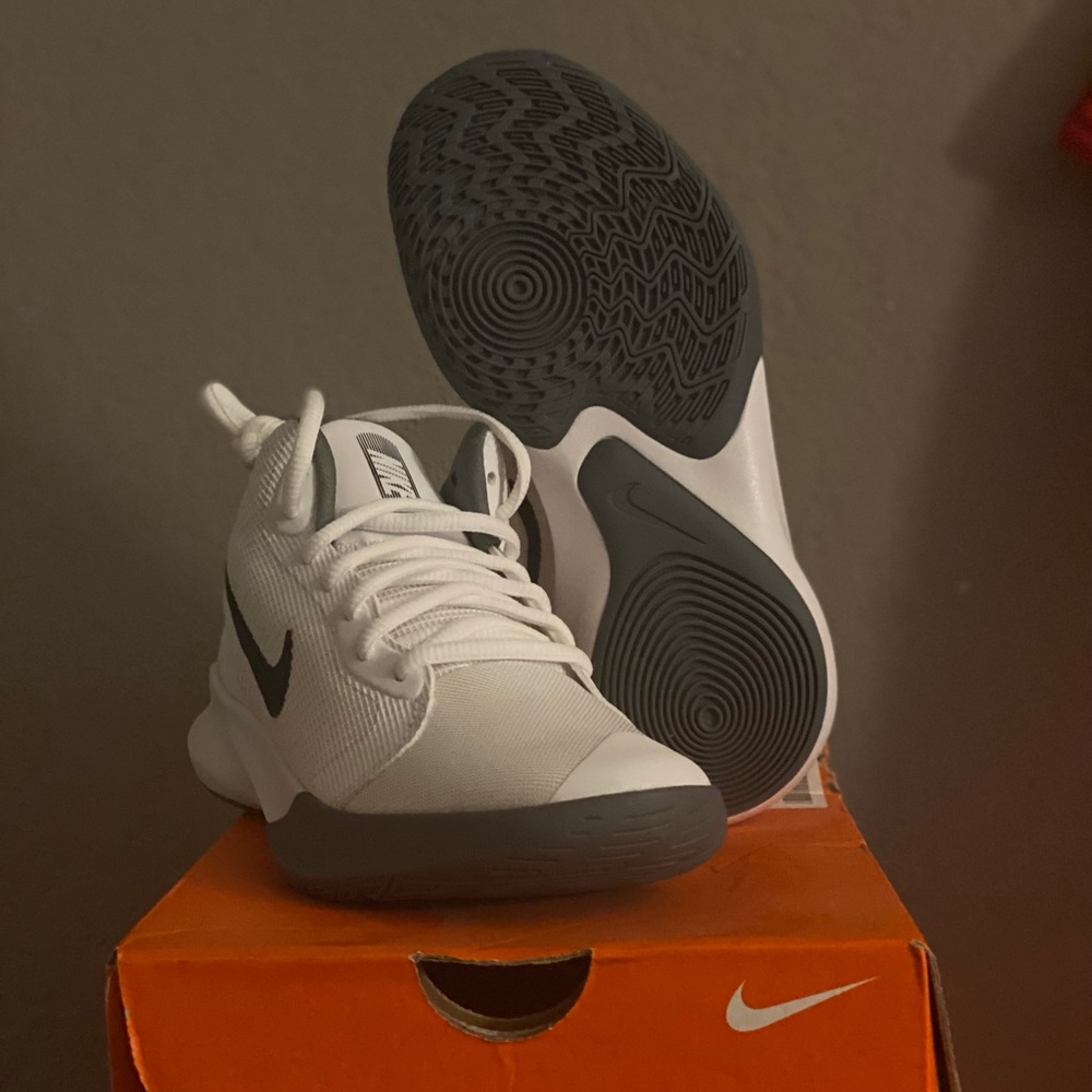 Brand new Nike precision III 
Women size 5